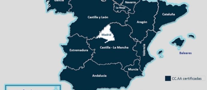 Este verano los pacientes de 16 autonomas pueden retirar su medicacin de receta electrnica en las farmacias de Castilla-La Mancha   